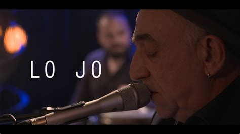 Le bar à cocktails de l'atelier des artistes est un bar cosy idéal pour passer un bon moment entre amis et collègues : Lo Jo - J'allais - Live @ Le Pont des Artistes - YouTube