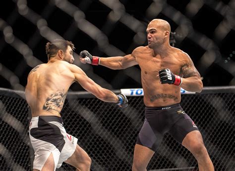 This fight robbie lawler vs carlos condit is for sure one of my favorite mma fights of all time. Lawler wins split-decision thriller at UFC 195 | king5.com