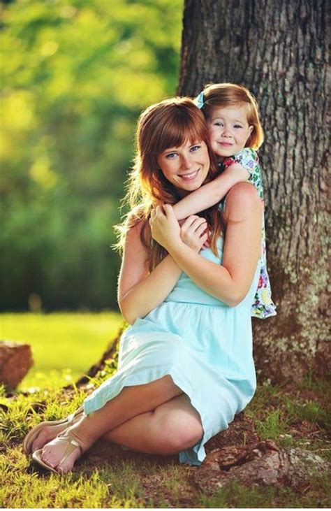 Mom Daughter Photography, Mommy Daughter Pictures, Daughter Photo Ideas