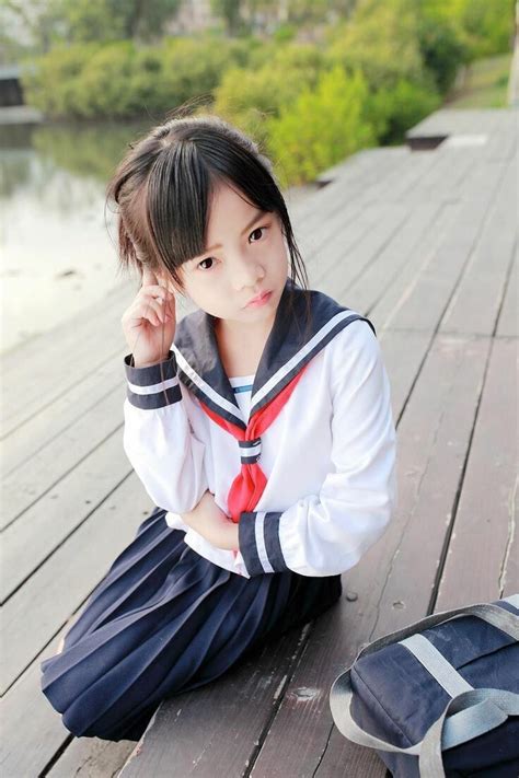 Together in front of school. セーラー服が好き | Cute school uniforms, Young japanese girls ...