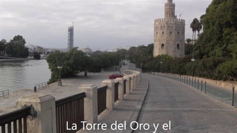 Tiene una azotea compartida con vistas a la ciudad. Sevilla, una ciudad maravillosa, llena de magia - YouTube