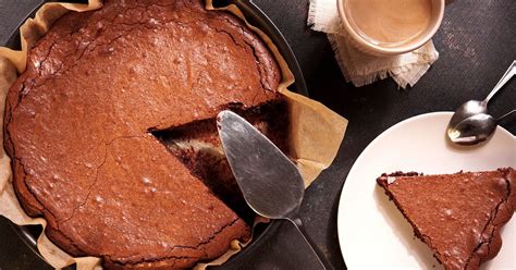 Hat ein schöneres braun als jeder getannte bodybuilder: Rezept: Dieser Brownie-Kuchen ist saftig und maximal ...