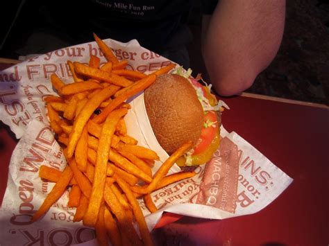 So i was minding my own business at red robin. Gluten-Free Buns at Red Robin!