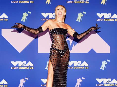 Cyrus, 22, posted a snippet on her instagram account that showed her in a recording studio passionately singing. Miley Cyrus - 2020 MTV Video Music Awards (II) • CelebMafia