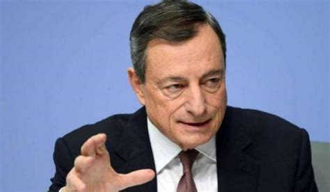 «chi glielo fa fare di finire in questo manicomio?». Berlusconi rilancia la sua idea: "Mario Draghi premier ...