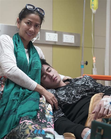 Oleh fadhil za secara umum berbagai p. Gambar Wanita Lagi Di Infus - foto cewek cantik