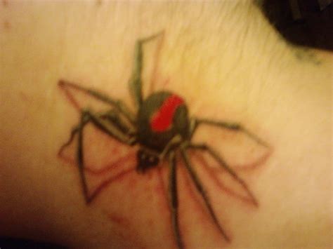 Usually, you can see a mix of realism, splashes of red and some surrealism in the tattoo. red back spider tattoo by kristytattoo on DeviantArt