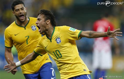 2014 fifa world cup brazil, 2014. Neymar faz 2 gols e Brasil vence a Croácia na estreia da ...