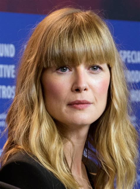 Submitted 11 months ago by vikiwix. Rosamund Pike - Wikiwand