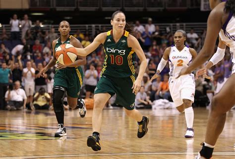 Anastasia pavlyuchenkova of russia in her third round match against elina svitolina of the ukraine on day five of the 2017 australian open at. Tattoo HUgos: Sue BirdBasketball Player Biography
