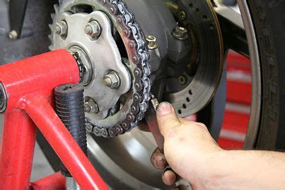 I only started riding for 10 months and still new﻿. How to Maintain and Adjust Your Motorcycle Chain