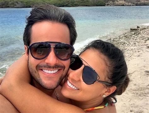 Simaria e o marido espanhol vicente renovaram votos do. Conheça Kaká Diniz, o marido de Simone, da dupla com ...