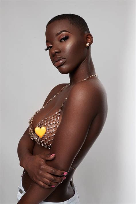 Chocolate body,facebook is a social utility that connects people with friends and others who work, study and live around them. 70 Ebony Model Portrait Examples — Richpointofview ...