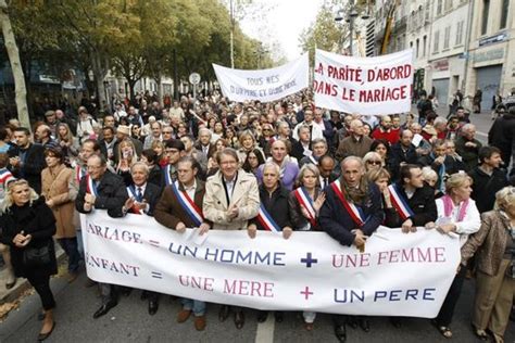 Il cinema francese riveste un ruolo storico e artistico di fondamentale influenza nel panorama cinematografico internazionale. Flipmagazine Matrimonio gay in Francia