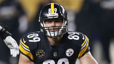Look at cam heyward pointing and making a scene on the sideline as mcdonald runs through conte. NFL players react to Vance McDonald's stiff-arm TD