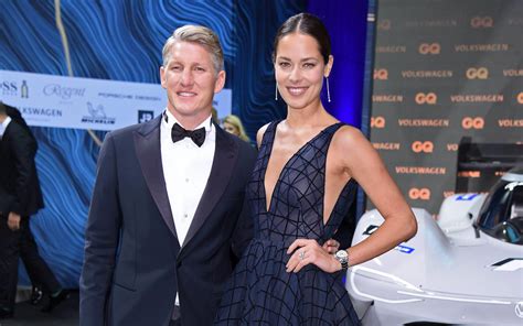 Schweinsteiger und ivanovic hatten 2016 in venedig geheiratet. Im Babyglück: Bastian Schweinsteiger und Ana Ivanovic ...