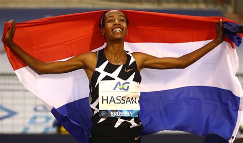 May 16, 2021 · still maintaining a massive lead, hassan reached the first 3,000 meters in 8:46 and held her position through the finish line, placing first in 14:35. Hassan ja Farah juoksivat tunnin ratajuoksun ...