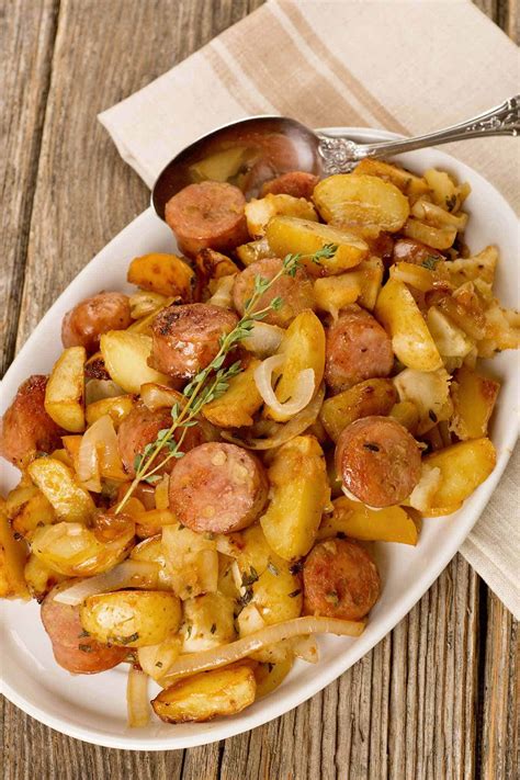 Gluten free chicken apple sausage combined with maple syrup, gluten free pancake mix, eggs, and more. What Goes With Chicken Apple Sausage Lonks : Sweet Apple ...