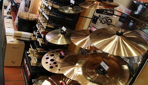 Von walzenphonographen, trichtergrammophone bis zum heute bekannten schallpl. Musikhaus Korn Leipzig Connewitz | Das erste Musikhaus für ...