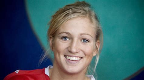 She has played for győri audi eto kc, larvik hk and stabæk if. pallamanoeuropa: EHF Europei Femminili. Cambi nelle ...