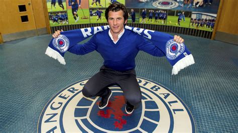 Joey barton admits he was seduced by the notion of playing for rangers after knocking back the english premier league's millions. joey-barton-rangers-auchenhowie_3475872 » Who Ate all the Pies