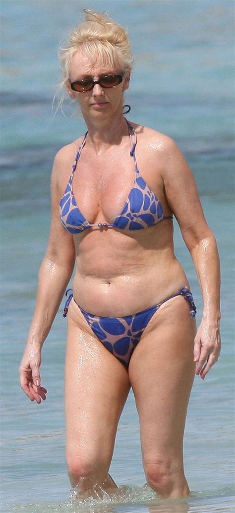 Housewife, mature blowjob, mature swallow, mature homemade, amateur mature, homemade blowjob. Pin on Magnificent Matures