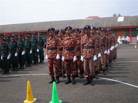 Istri gatal setelah di tinggal suami untuk selamanya official movie tr. Bicara Minhara: Pertandingan Kawad Kaki Unit Beruniform