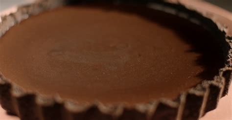 I also used about 3/4 cup sugar and the same amount of lemon juice as mentioned in the recipe. Nigella Lawson egg free salted chocolate tart recipe on ...