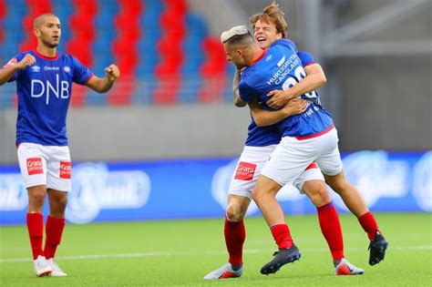 Velkommen til alt om fotball, norges beste nettside for fotballstatisikk. Deila: - Helt håpløst med drøying