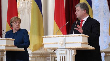 Die lage bleibe ernst und könnte sich in den nächsten monaten weiter. Video: Pressekonferenz von Merkel und Poroschenko in ...