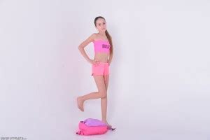 Silver-Starlets Rikki - Pink 2