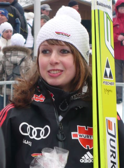 Juliane seyfarth (born 19 february 1990) is a german ski jumper. juliane seyfarth - woodenbild :)