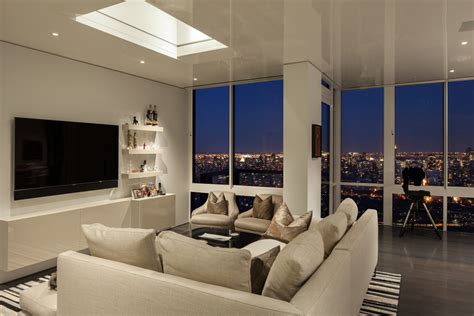 View community photos, amenities, floor plans, pricing, and availability. Gorgeous Modern Apartment Above the New York City ...