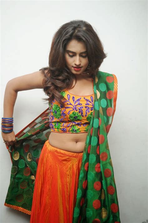 I play and stream dota 2 : Dimple Chopade Latest Hot Navel Show Stills at Biscuit ...