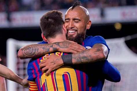 Vidal multicampeón: Da una asistencia y se corona en ...
