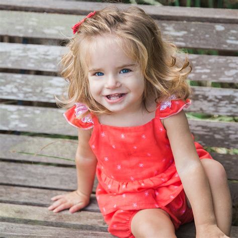 Most of the time, little girls have fine hair which is not very long. How to Choose Cute Fourth of July Outfits for Toddlers and ...