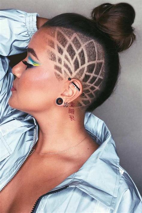 The term 'disconnected' means that the bottom half and the top part of this hairstyle must be of completely different lengths. 30 Super Daring Disconnected Undercut Styles ...