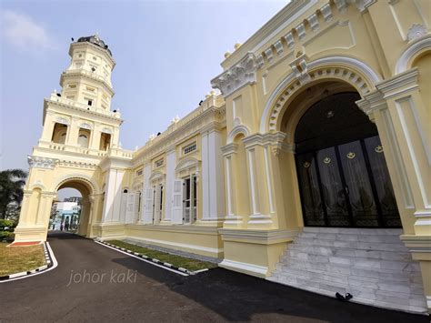 Built by sultan abu bakar in the late 18 more ». Sultan Abu Bakar State Mosque. Masjid Negeri Sultan Abu ...