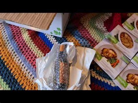 Looking for the best monthly food subscription boxes? Special unboxing. Parsley Box mail order food delivery ...