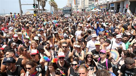 Tourist information center in tel aviv, israel. מצעד הגאווה 2019 שם את המאבק לשיוויון זכויות במרכז | טיים אאוט