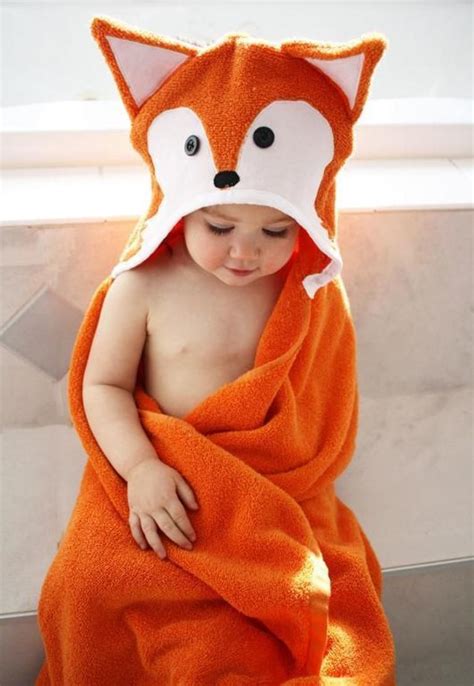 Towel for toddlers,kids personalized gift.baby shower gift,hooded bath. Free Hooded Towel Tutorial Bunny & Fox | Craftsy | Hooded ...