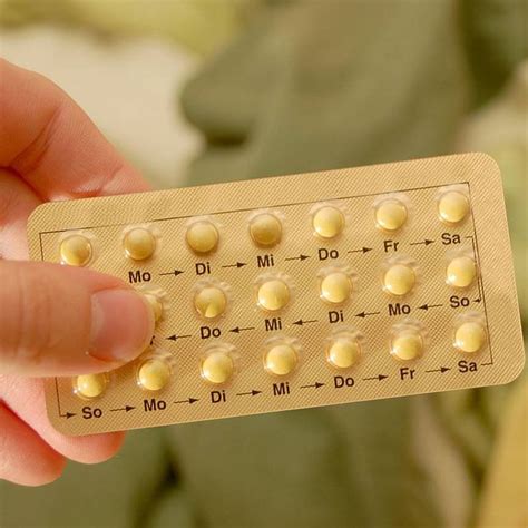 Es gibt bestimmte situationen und erkrankungen, bei denen du lieber keine pille einnehmen solltest. Pille: Wann sie nicht mehr wirkt! in 2020 | Pillen, Pille ...