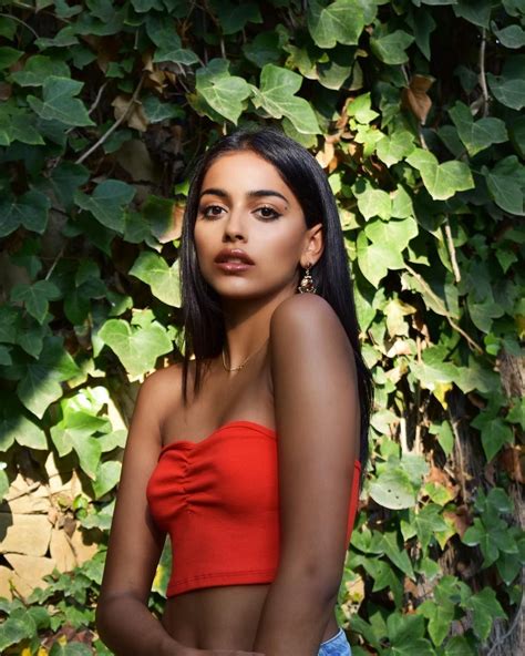 She was born and raised in caerleon, south wales and is of punjabi descent. Hot Pics Of Banita Sandhu, Varun Dhawan's Co-Star In ...