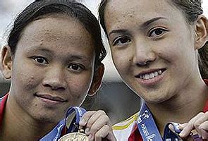 At the 2012 summer olympics, she competed in the 10 m platform synchronised event with her partner pandelela rinong. Najib congratulates divers Pandelela, Mun Yee | Astro Awani