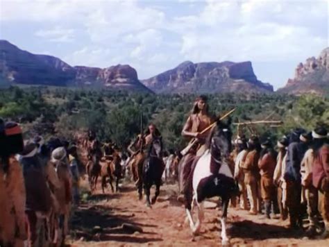 Le pionnier tom jeffords se bat pour la paix avec les apaches. La Flèche brisée (Broken arrow)