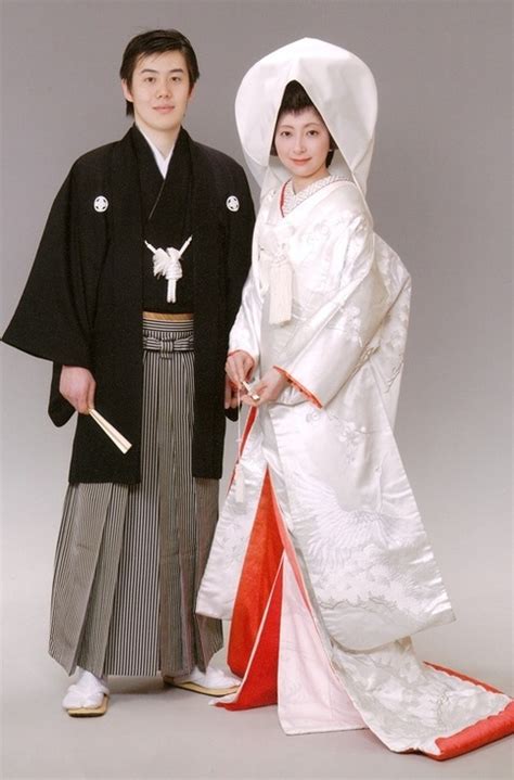 Please contact this domain's administrator as their dns made easy services have expired. Shiromuku - Japanese wedding outfit | Japanische ...