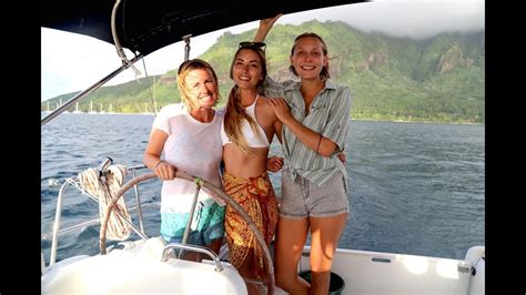 Meanwhile, blair and jenny's power struggle continues when each of them start spreading false and scandalous rumors about each other on gossip girl's blog. Sailing with 3 Girls in French Polynesia… (Sailing La ...