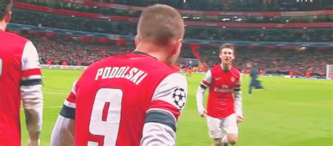 Latest and popular podolski gifs on primogif.com. laurent koscielny lukas podolski gif | WiffleGif