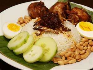 Bagi yang tidak tahu, pasembur boleh dikatakan seperti rojak yang dimakan bersama kuah istimewa. Sarapan Pagi di Malaysia | all about life!!