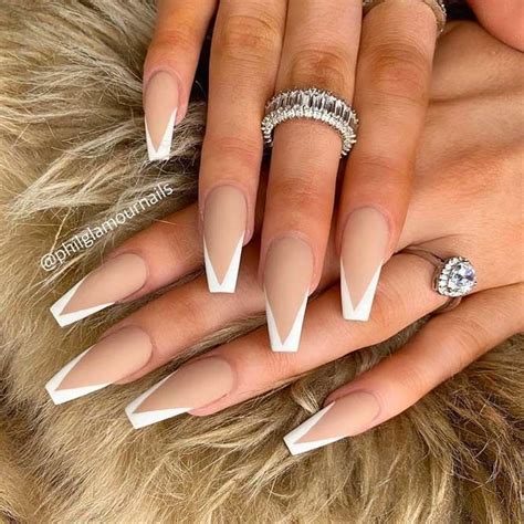 30 Coffin Nail Designs You'll Want To Wear Right Now ... White tip nails never outdate | naildesignsjournal.com.